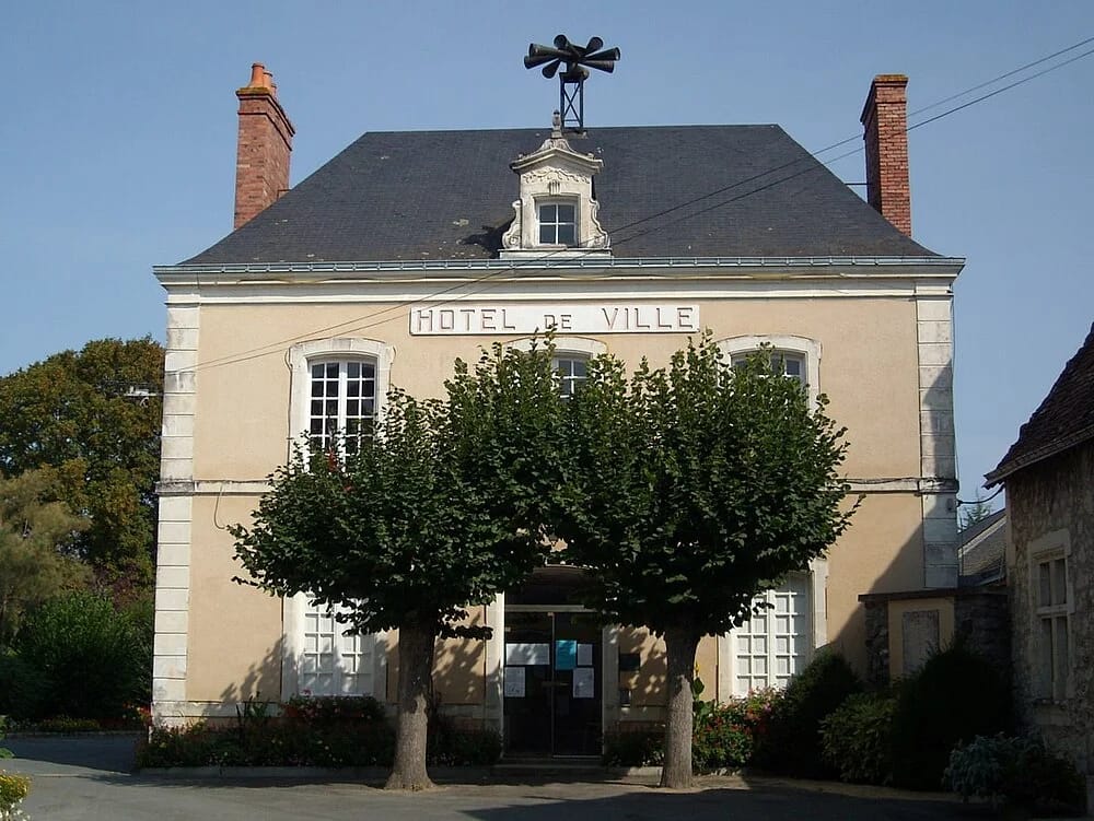 Panneaux solaires à Luché-Pringé