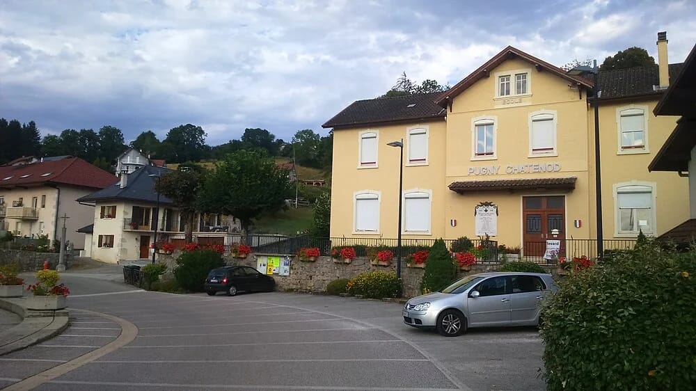 Panneaux solaires à Pugny-Chatenod