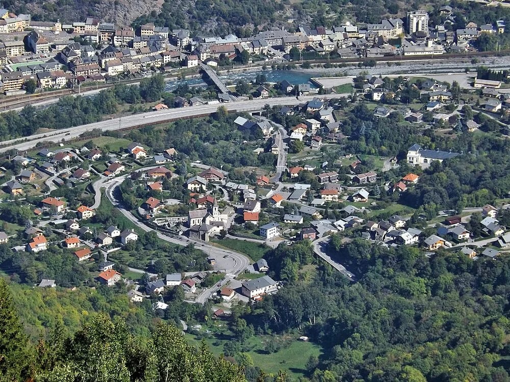 Panneaux solaires à Saint-Martin-d'Arc