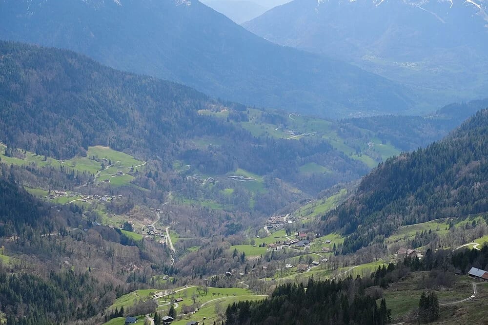 Panneaux solaires au Bouchet-Mont-Charvin