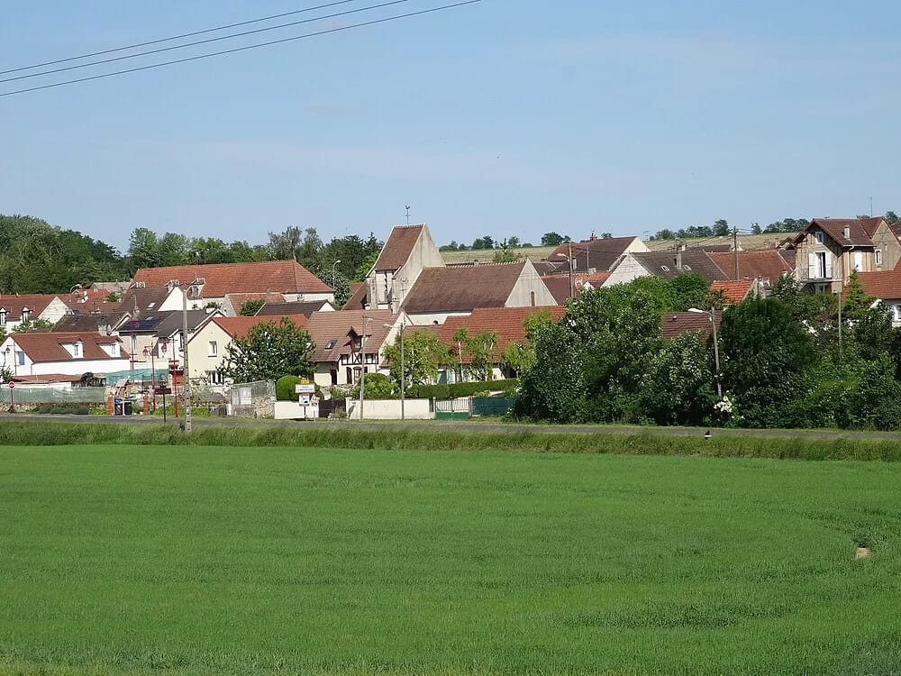 Panneaux solaires à Isles-les-Meldeuses