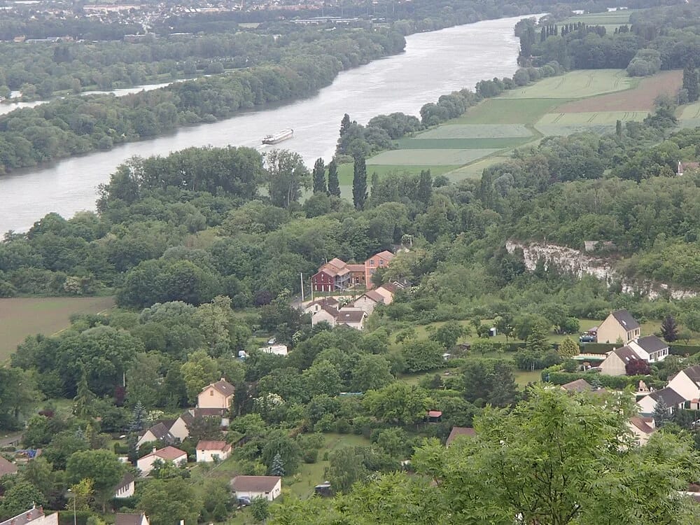 Panneaux solaires à Follainville-Dennemont