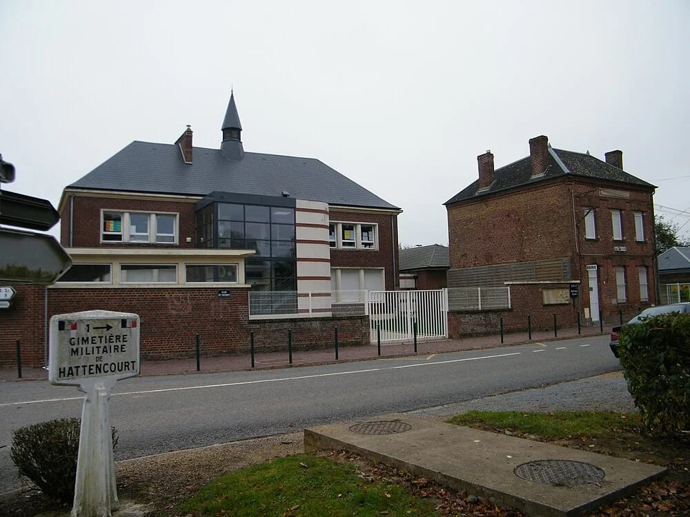 Panneaux solaires à Hattencourt