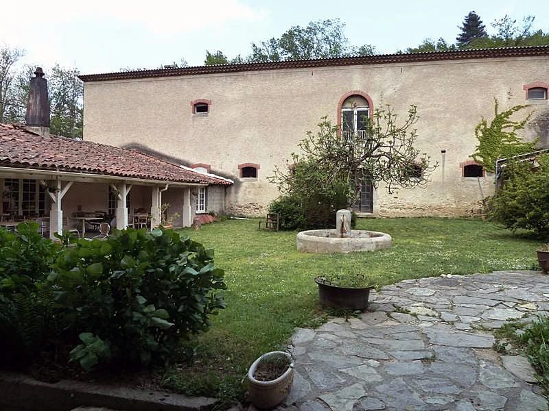 Panneaux solaires à Bout-du-Pont-de-Larn