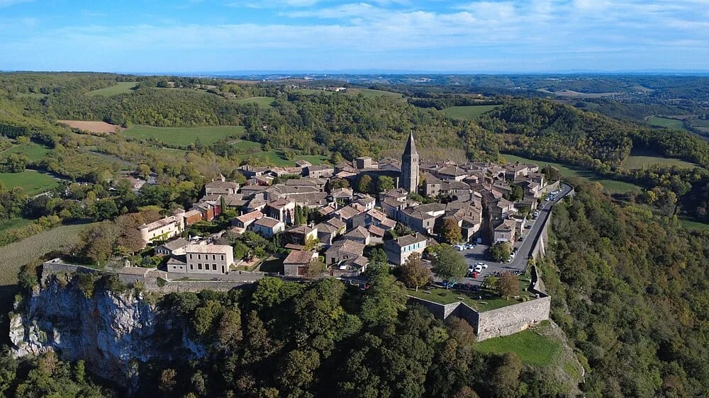 Panneaux solaires à Puycelsi