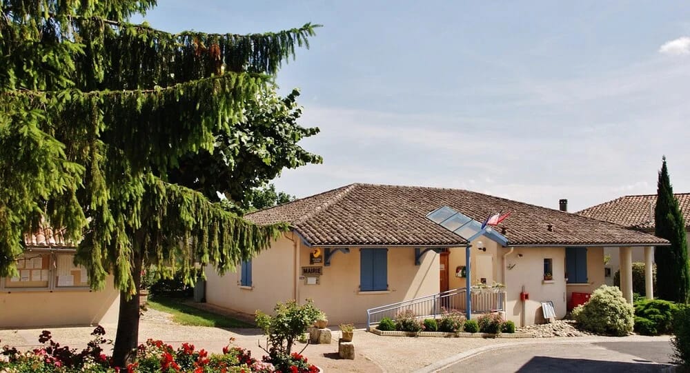 Panneaux solaires à Boudou