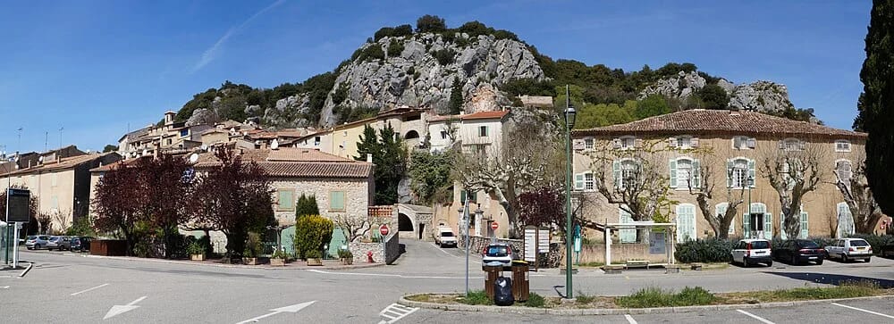 Panneaux solaires à Bauduen