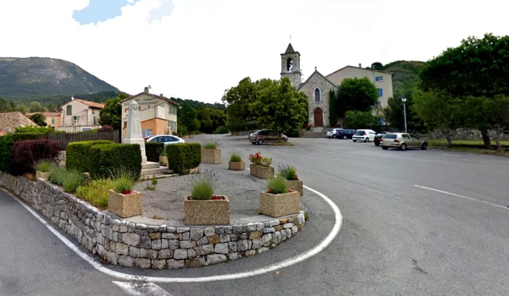 Panneaux solaires à Roque-Esclapon