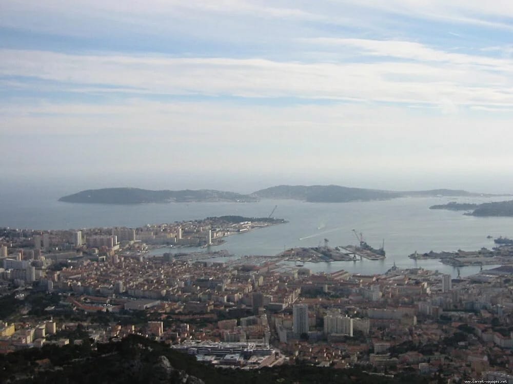 Panneaux solaires à Saint-Mandrier-sur-Mer