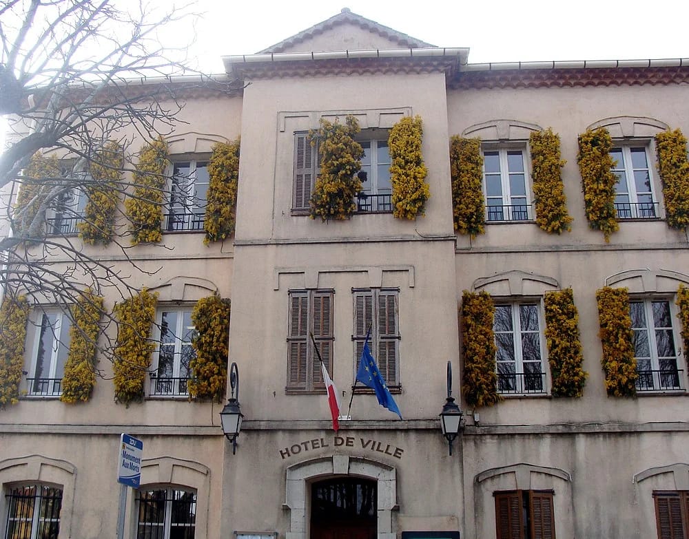 Panneaux solaires à Tanneron