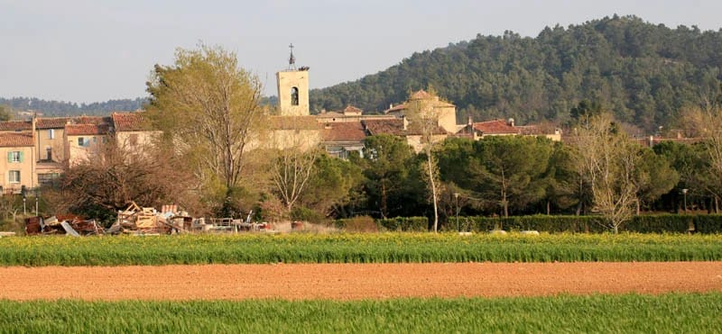Panneaux solaires à Bastide-des-Jourdans