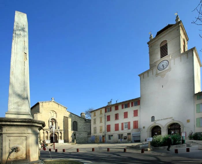 Panneaux solaires à Pertuis