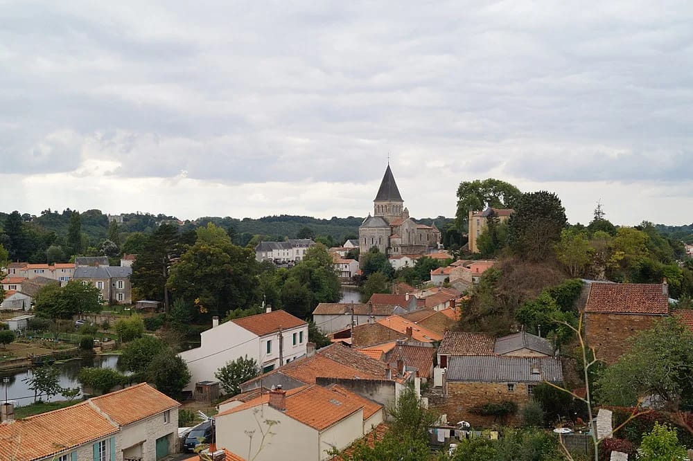 Panneaux solaires à Mareuil-sur-Lay-Dissais