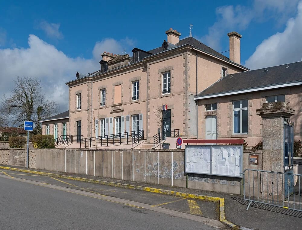 Panneaux solaires à Lussac-les-Églises