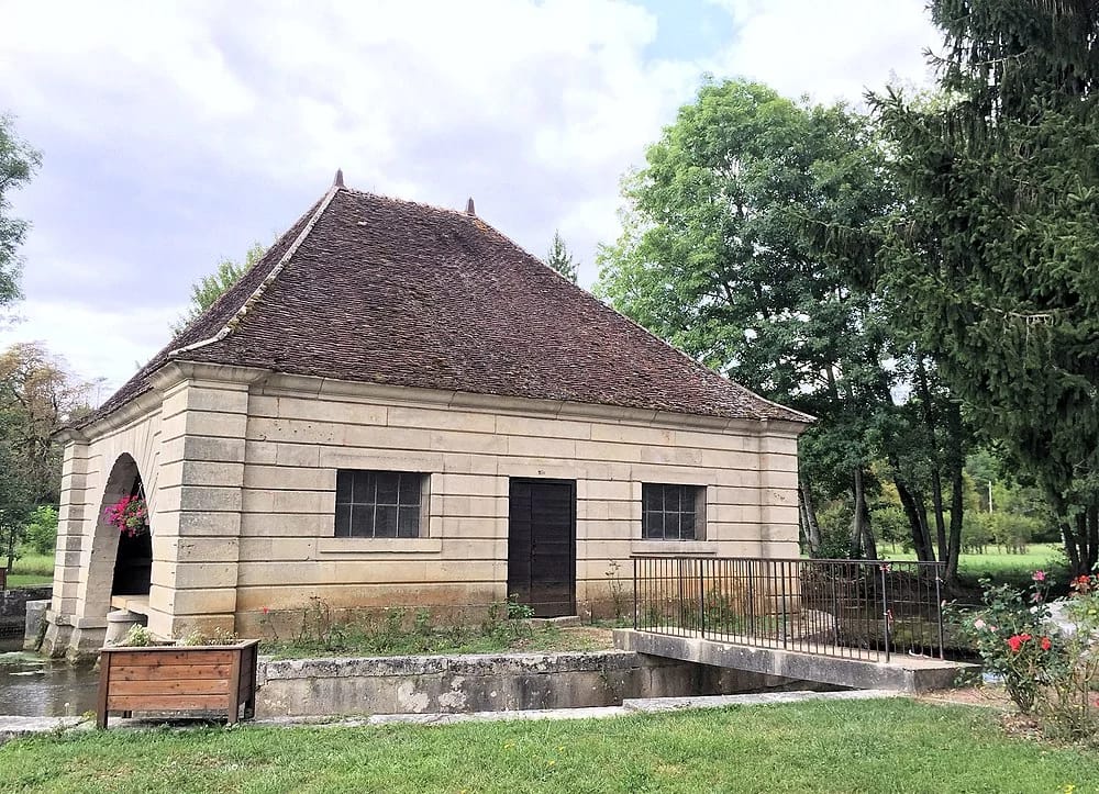 Panneaux solaires à Voutenay-sur-Cure