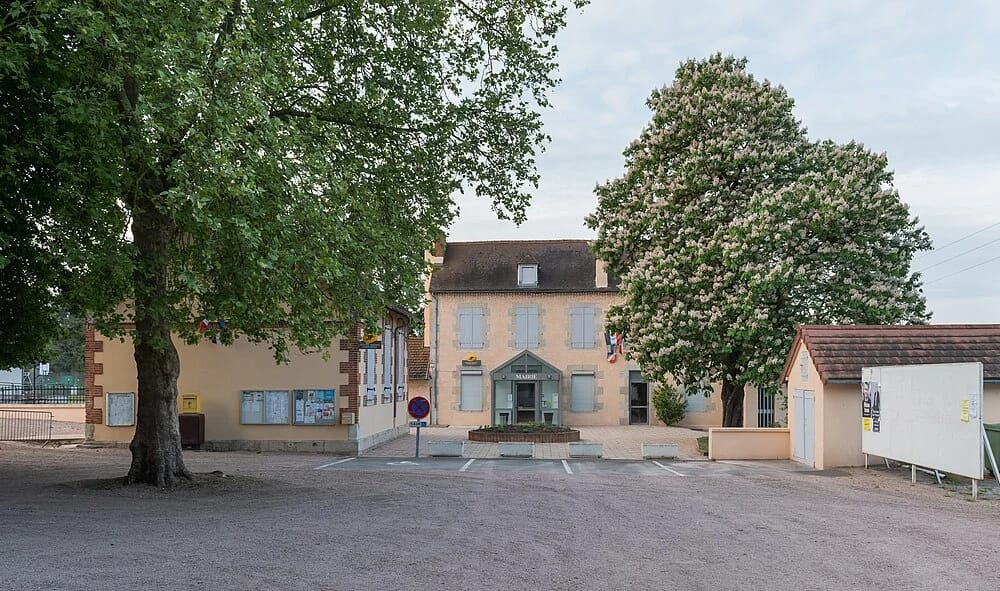 Panneaux solaires à Créchy