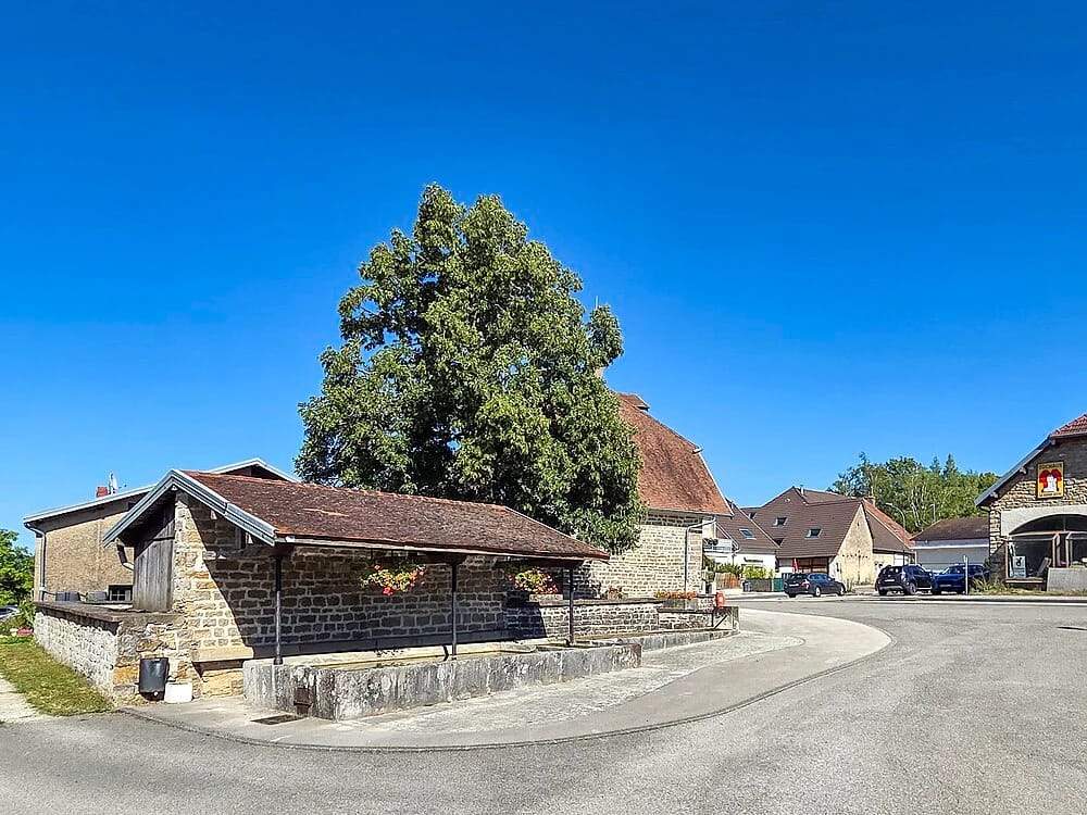 Panneaux solaires à Champvans-les-Moulins