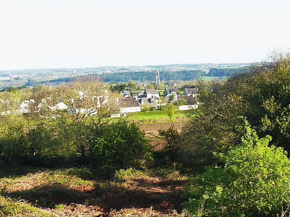 Panneaux solaires à Lampaul-Guimiliau