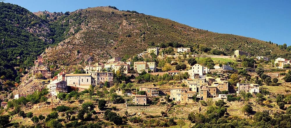 Panneaux solaires à Castifao