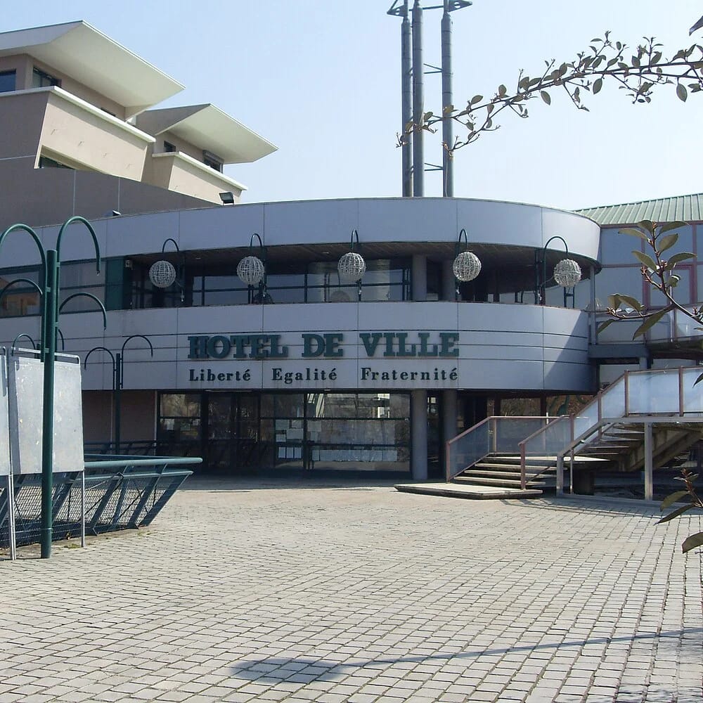 Panneaux solaires à Villefontaine