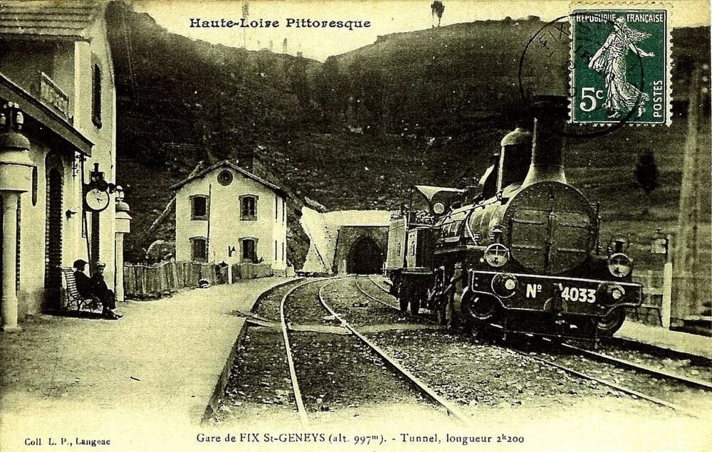 Panneaux solaires à Fix-Saint-Geneys